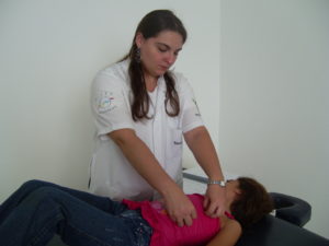 Como é realizada a sessão de Microfisioterapia? PIC 0021 1 300x225 - Como é realizada a sessão de Microfisioterapia?